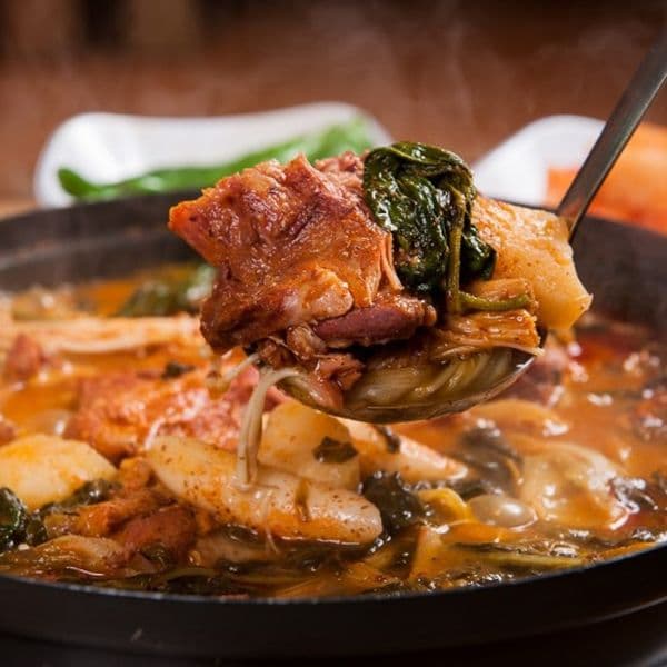 [신선식품] 국내산 우거지 폭탄감자탕 3kg 밀키트 간편요리 캠핑요리