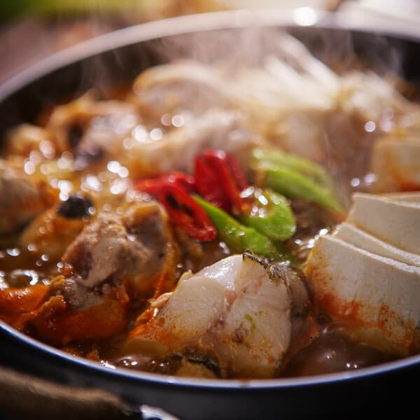 청정한상 윤성매의 부산 속시원한 대구탕 2팩+2팩 (맑은탕 2팩+매운탕 2팩) 해장국 밀키트