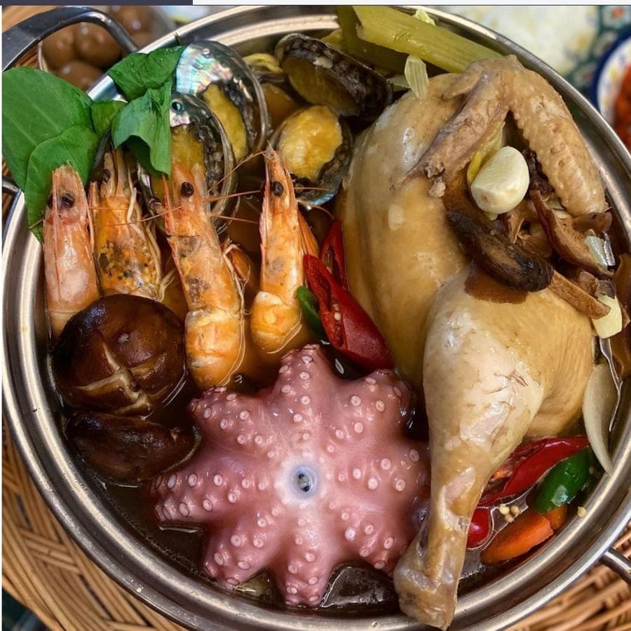 바로 끓여먹는 해신탕 통큰수산 해천탕 밀키트 복날 초복 중복 말복 몸보신 선물 삼계탕