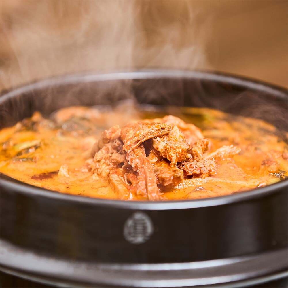 또순이 소내장탕 700g x 4팩 옛날 맛 그대로 즉석국 가정용 밀키트 시래기