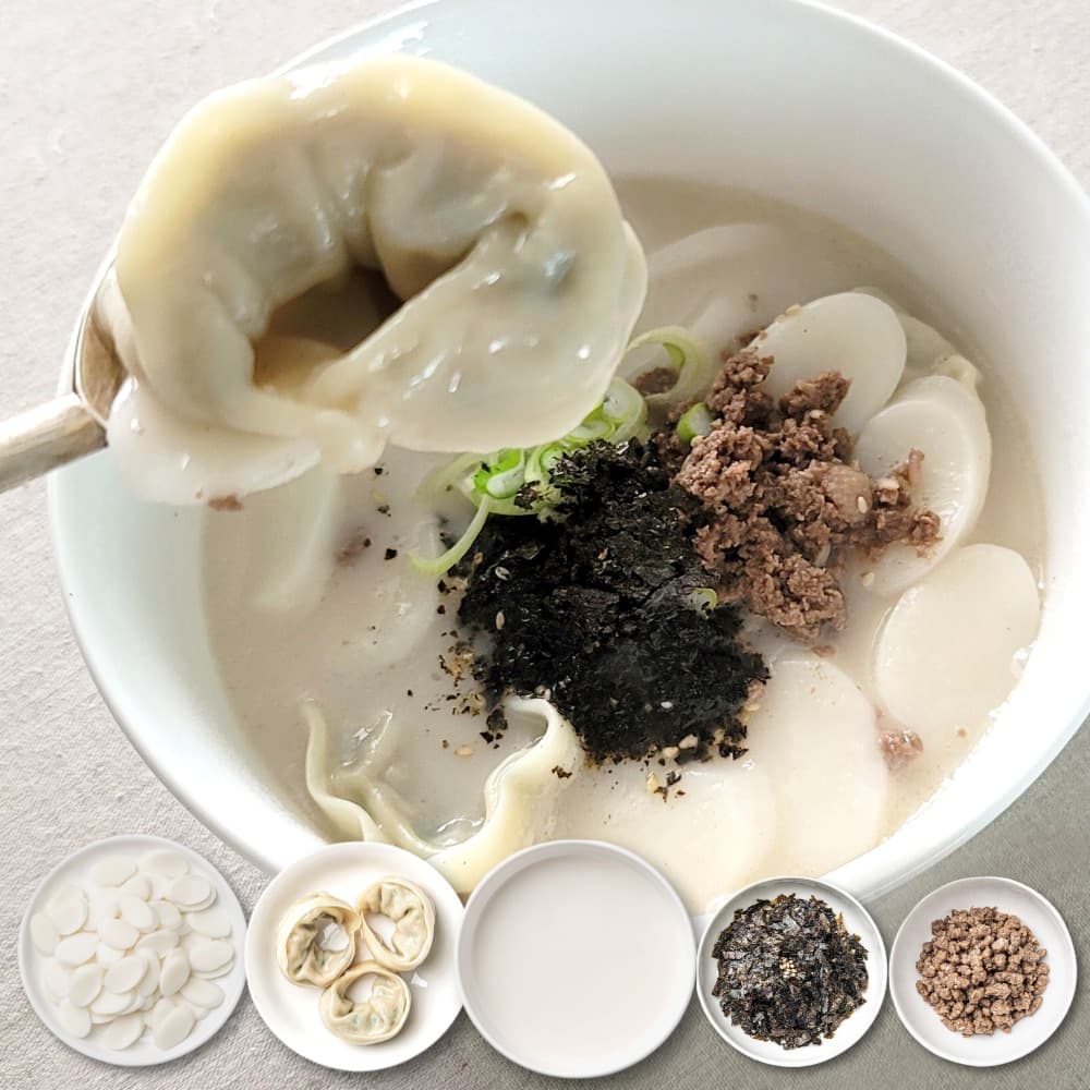 한우 사골 떡국 우리쌀 떡만두국 떡만둣국 798g 푸짐한 밀키트 캠핑 음식 한식 키트