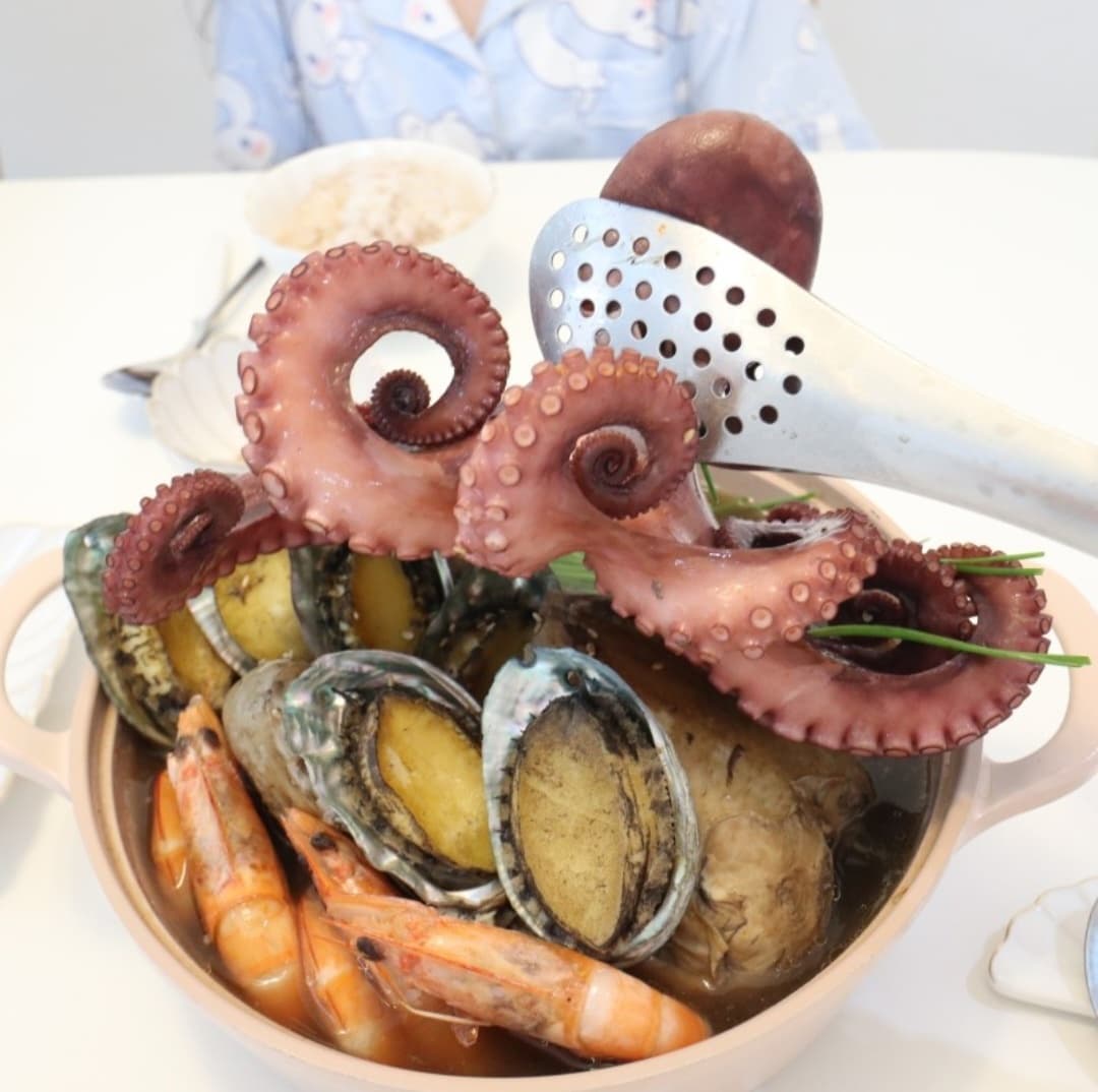 해신탕 밀키트 푸짐한 해산물 보양식 4인분