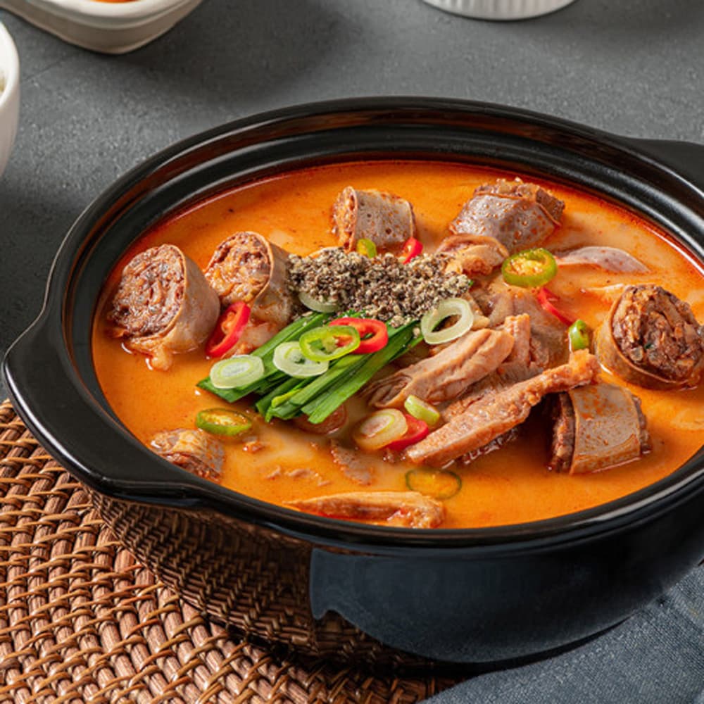 탐라순대국감자탕 얼큰 순대국 700g 4팩 밀키트 순댓국 국밥