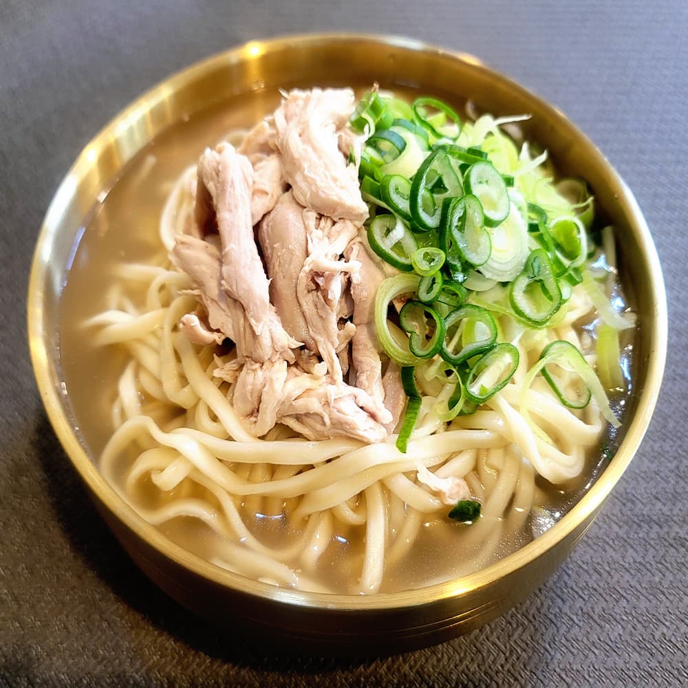 [파주본점] 일산 닭칼국수 밀키트 1.2kg 닭육수 닭고명 생면 3종 1세트 1.5~2인분