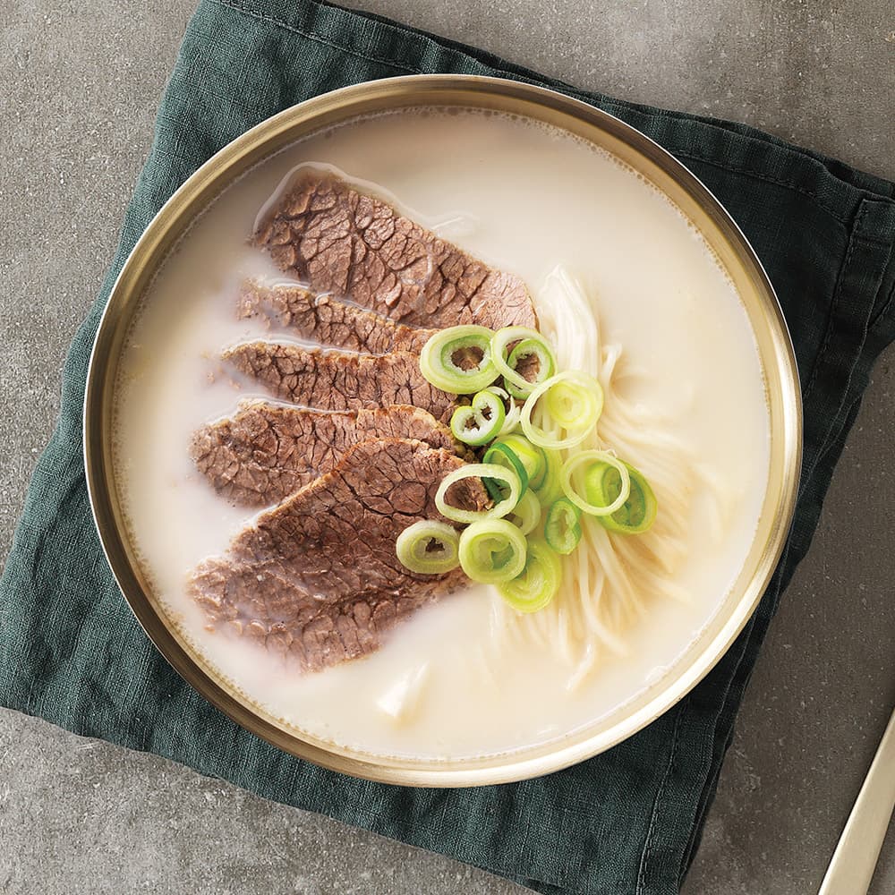 진한 설렁탕 570g(2인분) 넉넉하게 담은 재료 [국내산 사골 즉석국 밀키트]