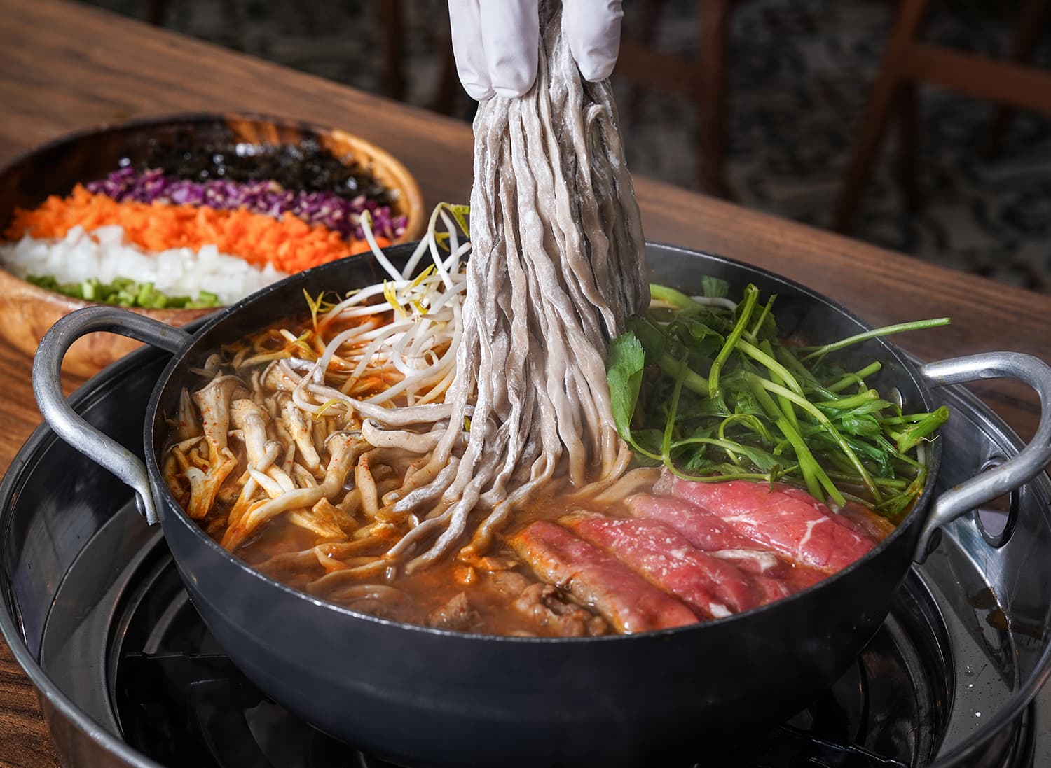 보양 흑마늘 샤브칼국수 보양식 샤브샤브 칼국수밀키트 2-3인분