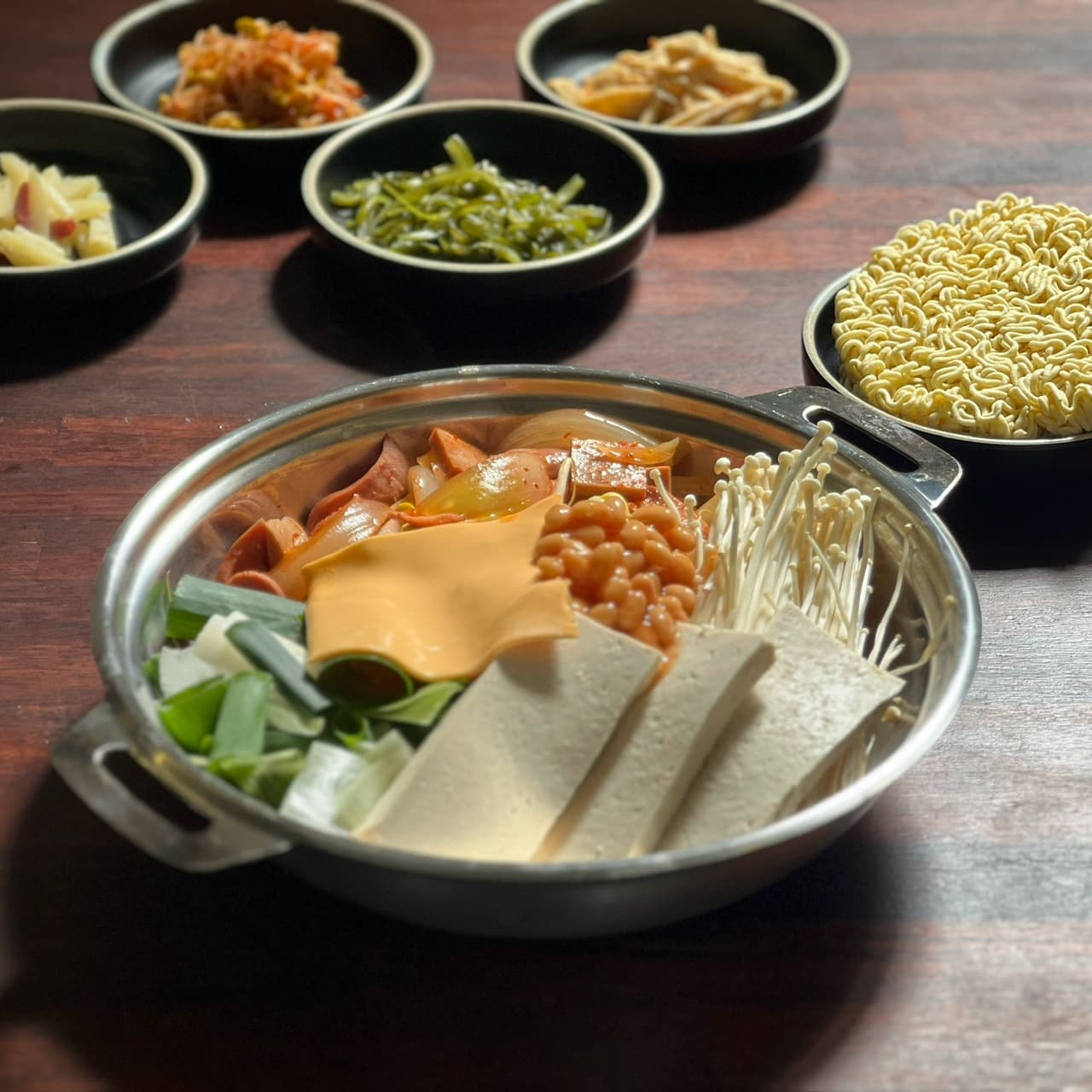 [부부짜글이] 부대찌개 밀키트 3인분 캠핑 집들이 자취생