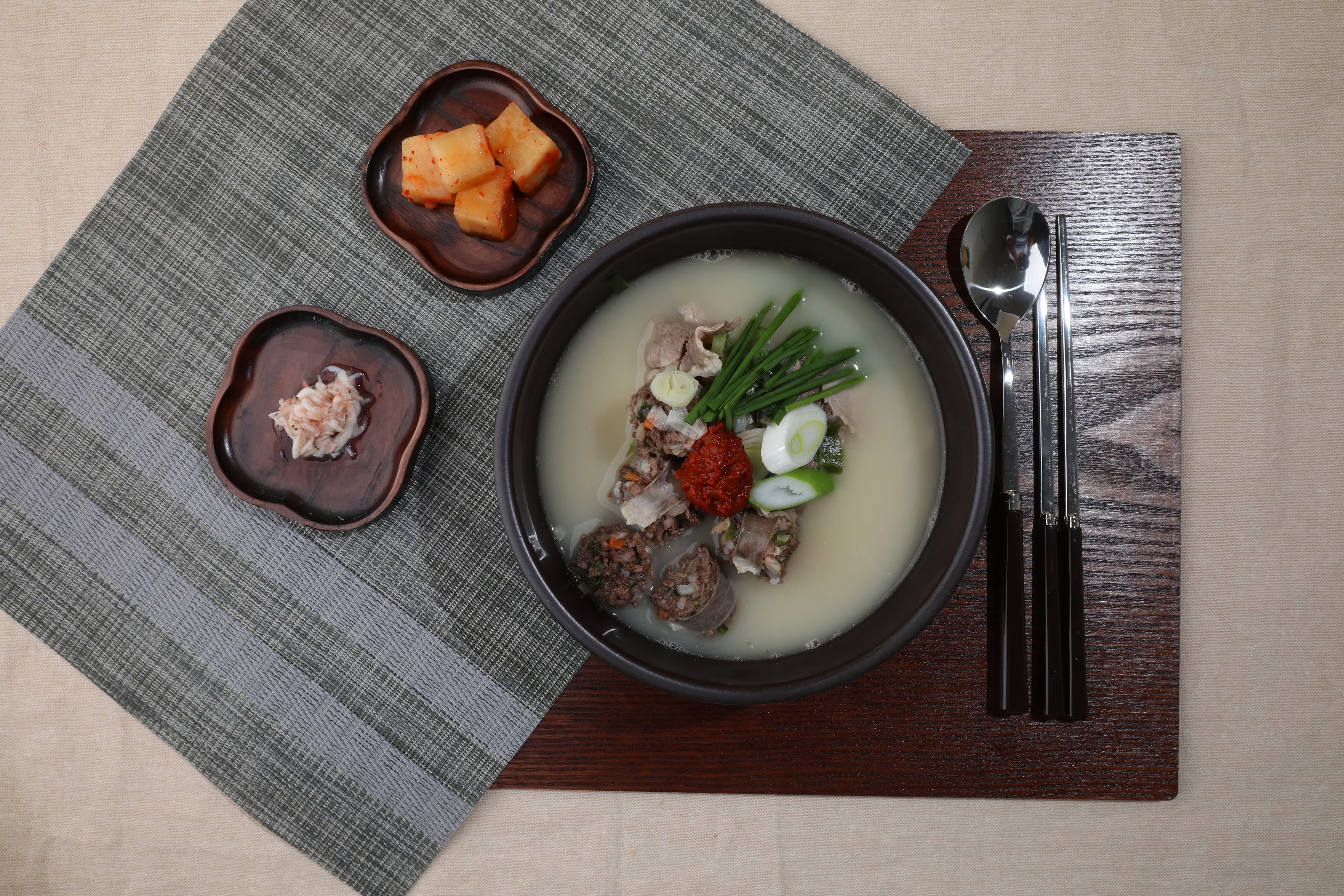 돼지 국밥 순대국 순대 인삼 580g 맛집 캠핑 음식 밀키트 4개