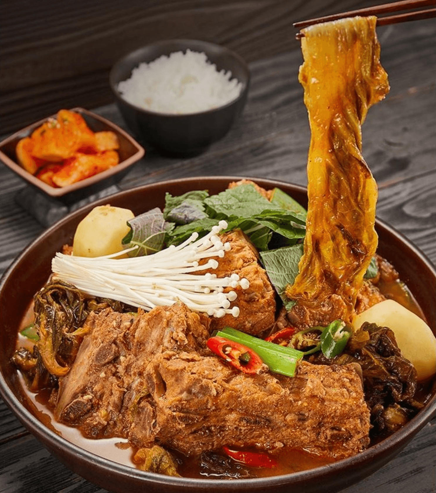 감자탕 밀키트 간편조리 뼈해장국 찌개 돼지등뼈 (4팩, 4kg)